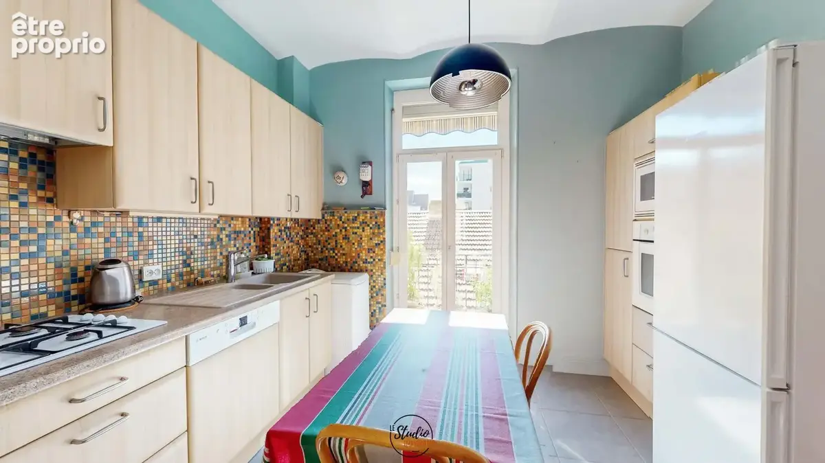Appartement 4 pièces 92 m² à vendre à Strasbourg (67000) - photo 4