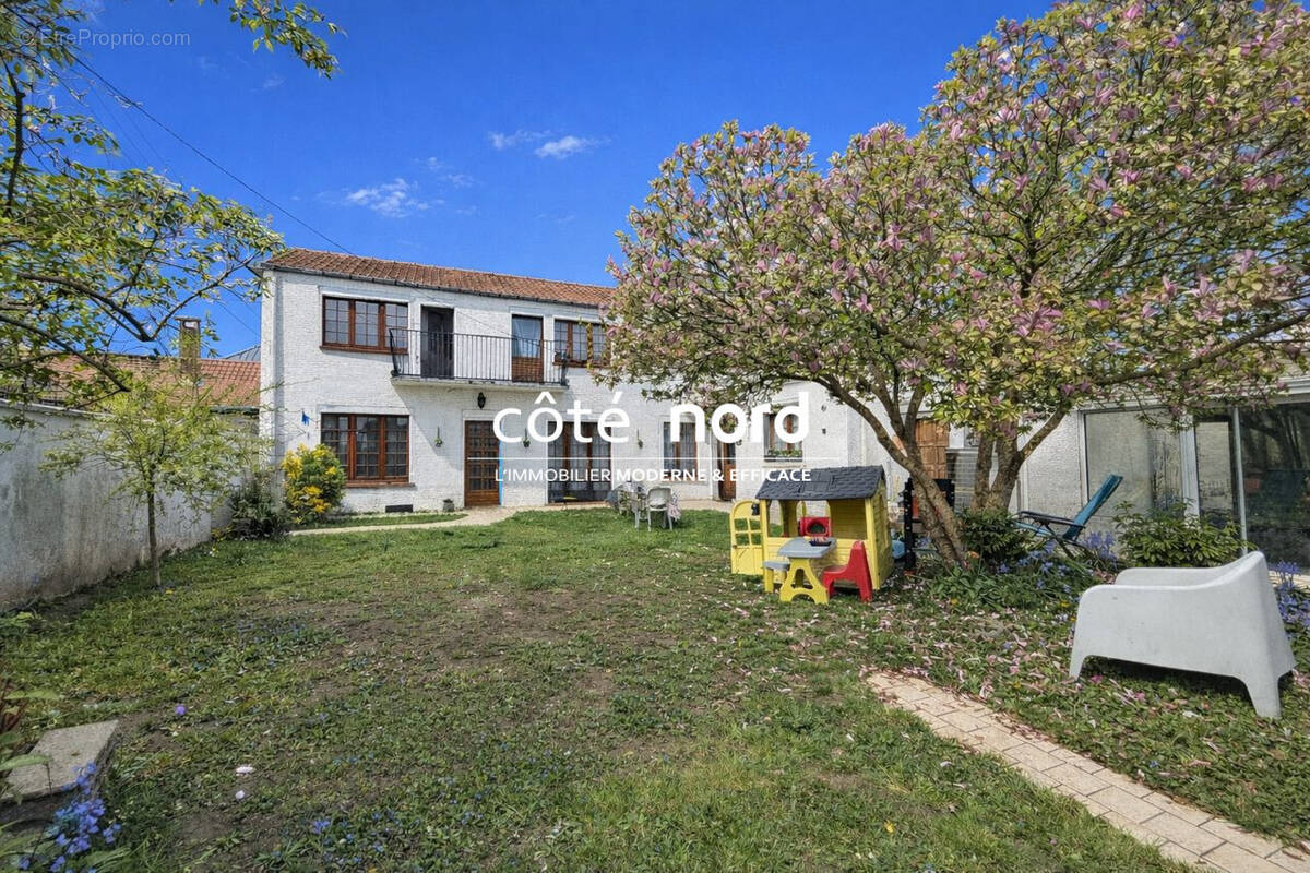 Maison à VILLERS-OUTREAUX
