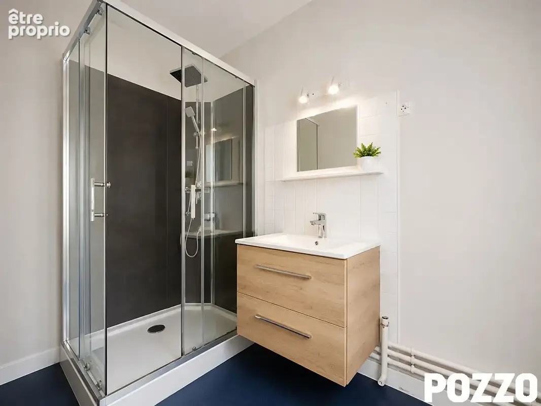 Appartement  4 pièce(s) 74 m2 à GRANVILLE - photo 9