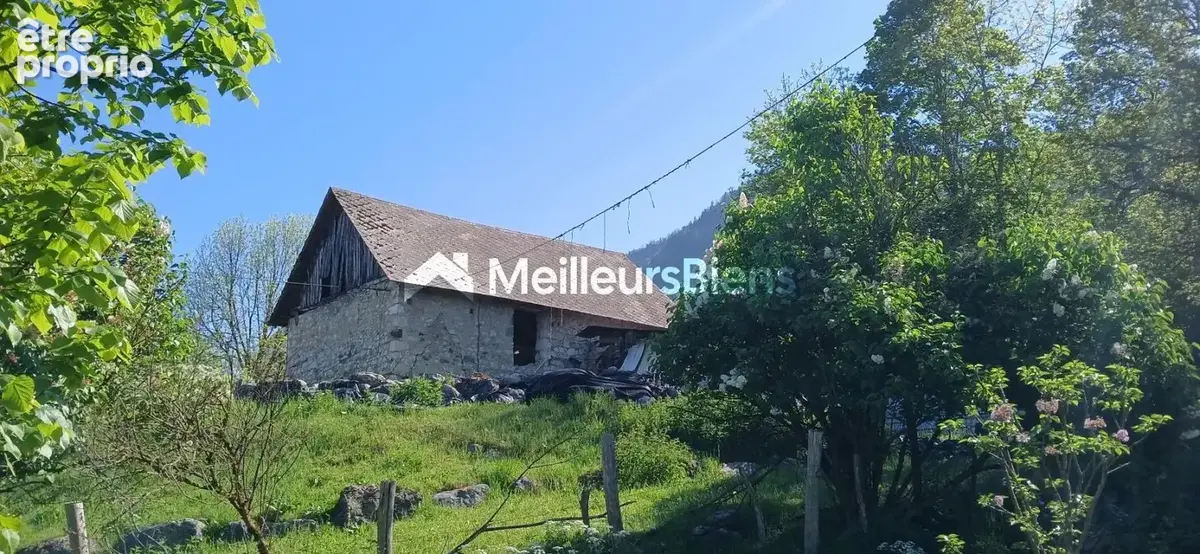La Bauche 73360 Ensemble Agricole, stabulations, et Ferme ,avec terres à louer, 215.000 € - photo 2