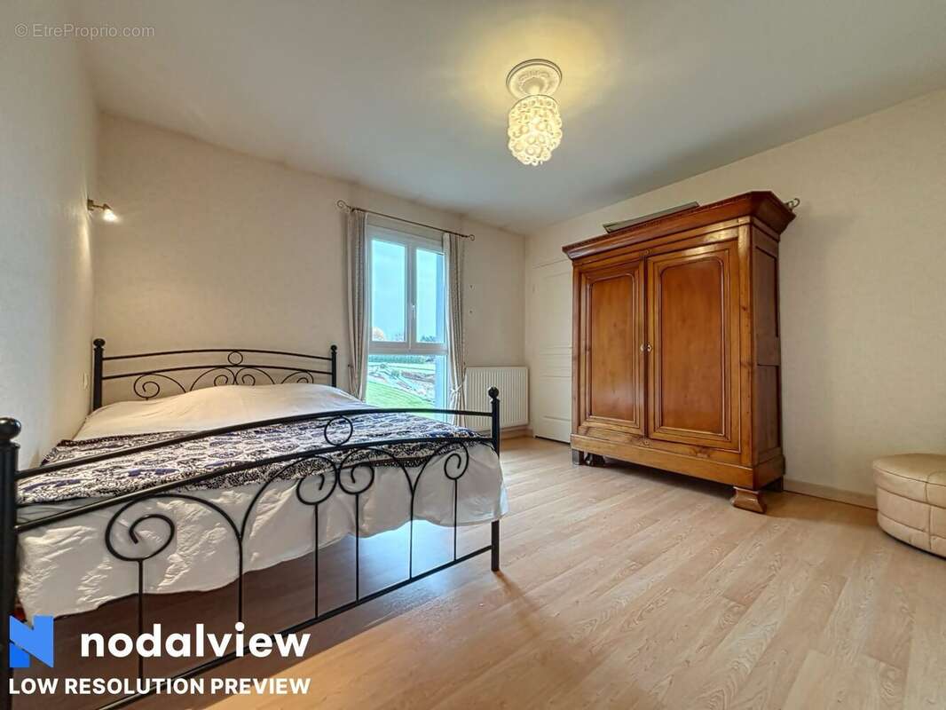 Maison à ATHESANS-ETROITEFONTAINE