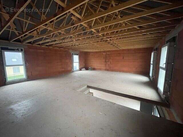 Maison à ANGERVILLE-LA-CAMPAGNE