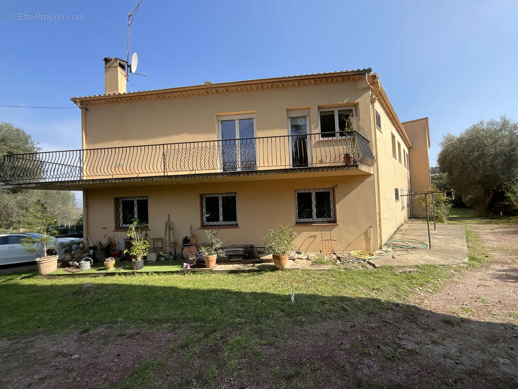 Maison à LE ROURET