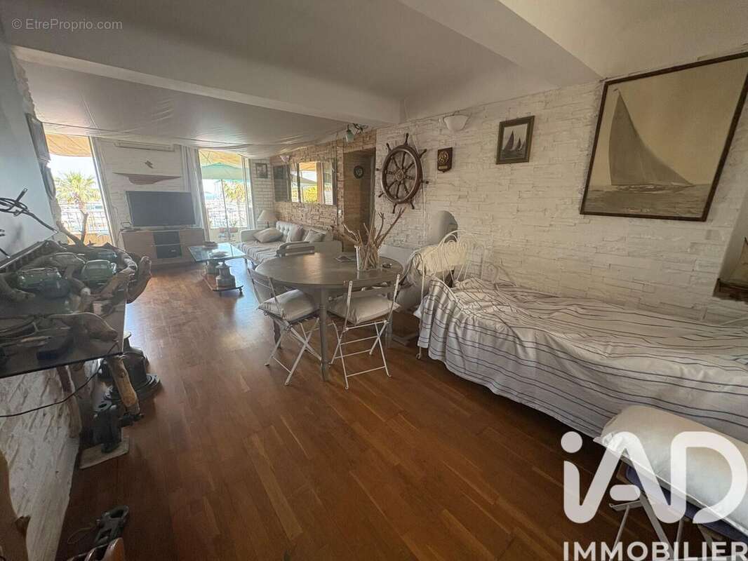 Photo 2 - Appartement à BANDOL