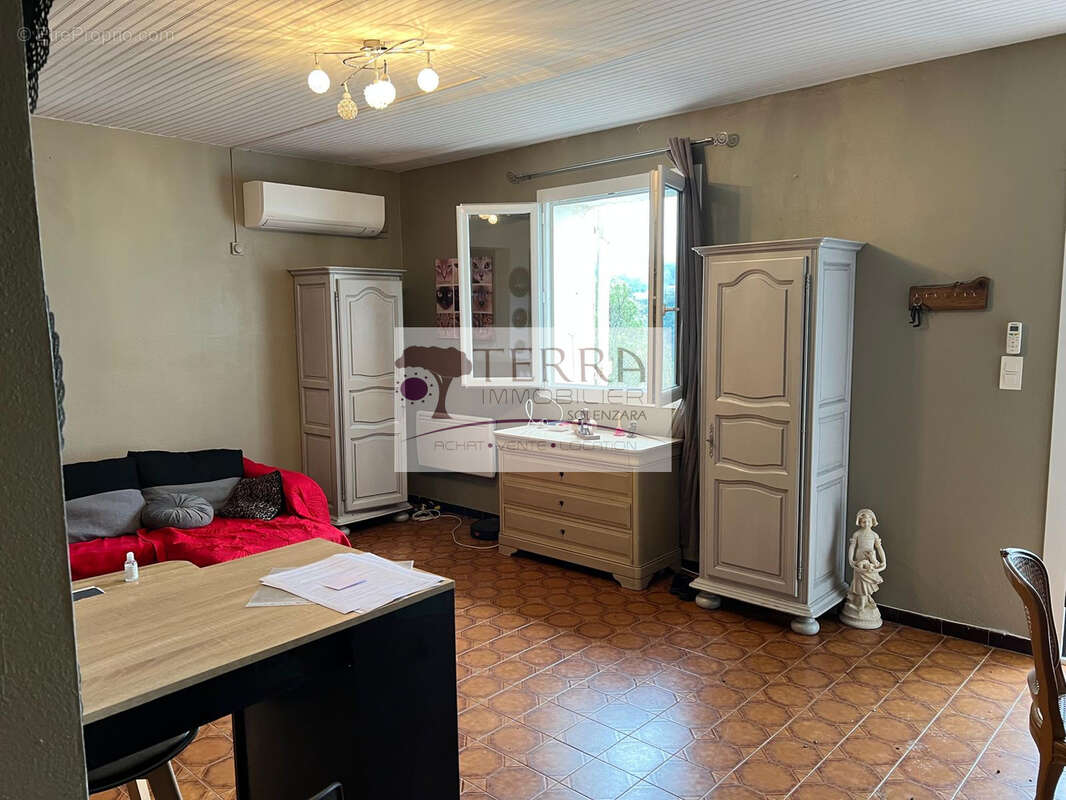 Appartement à BUSTANICO