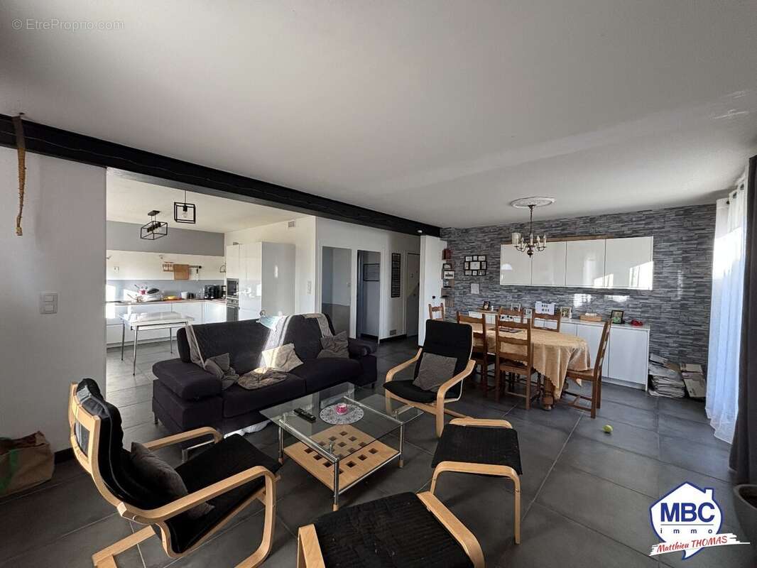 Maison à LA JUBAUDIERE