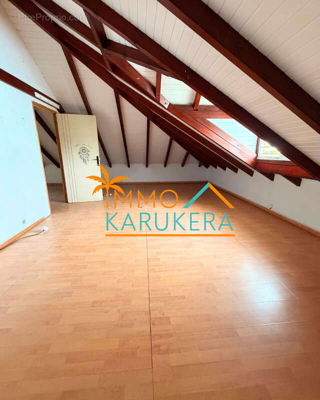 À vendre villa créole vue mer 350 m de la plage au moule - photo 6