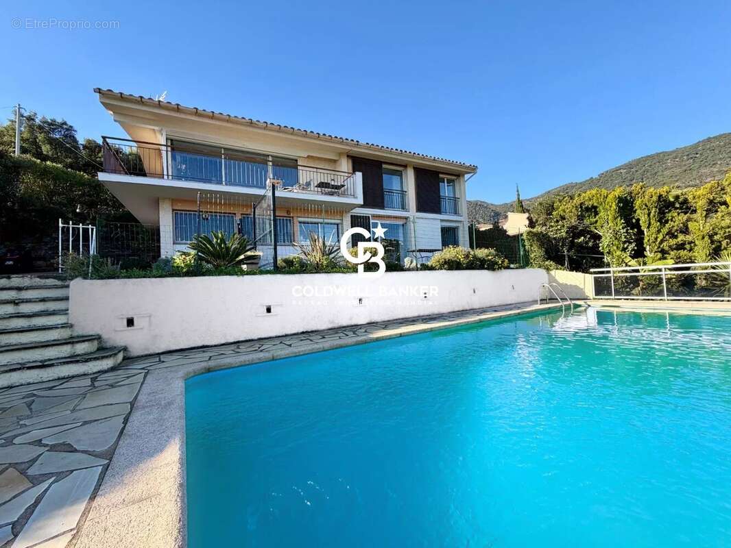 Maison à CAVALAIRE-SUR-MER