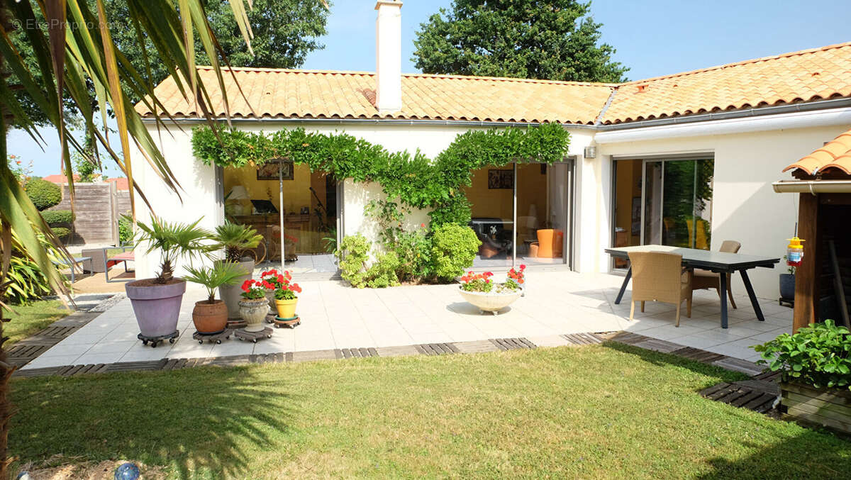 Maison à VENANSAULT