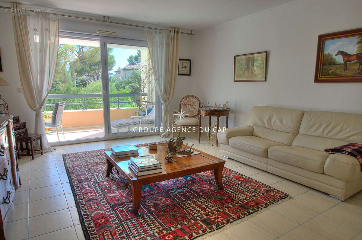 Appartement à FREJUS