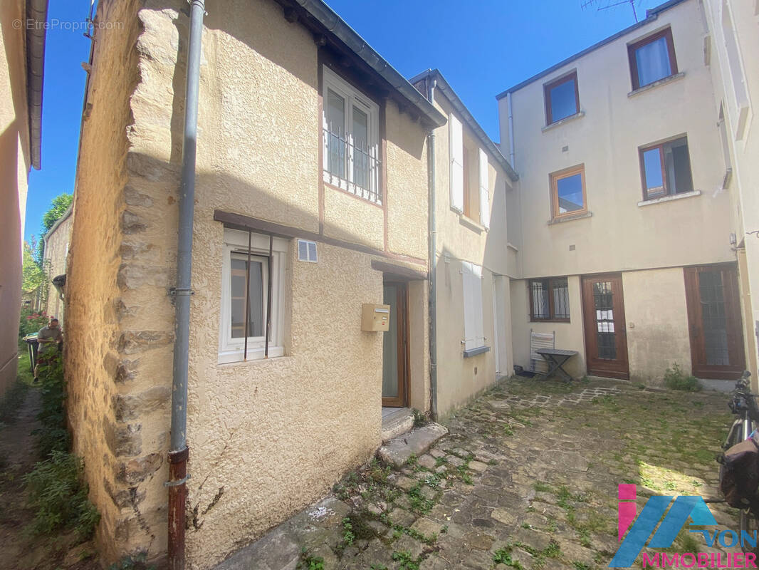 Appartement à AVON