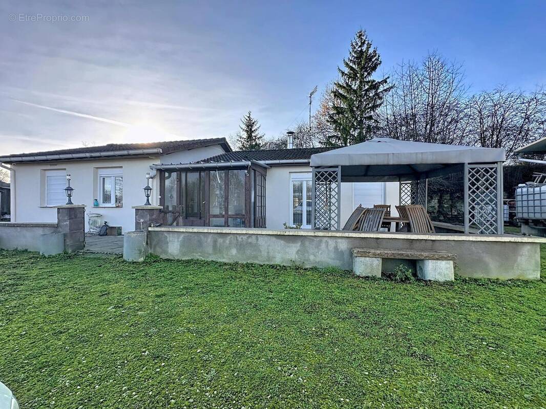 Photo 1 - Maison à NEUFCHATEAU