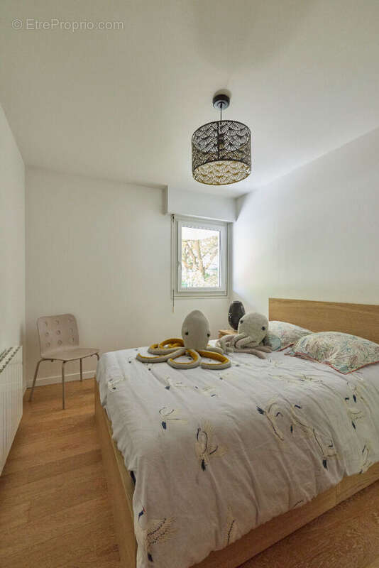 Appartement à PARIS-20E