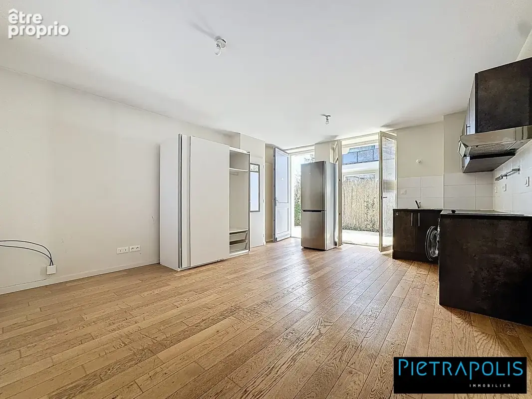 Appartement 38 m² à Ecully  - photo 8