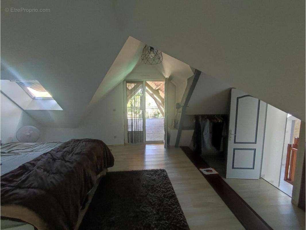 Maison à SAINT-OUEN-DE-MIMBRE