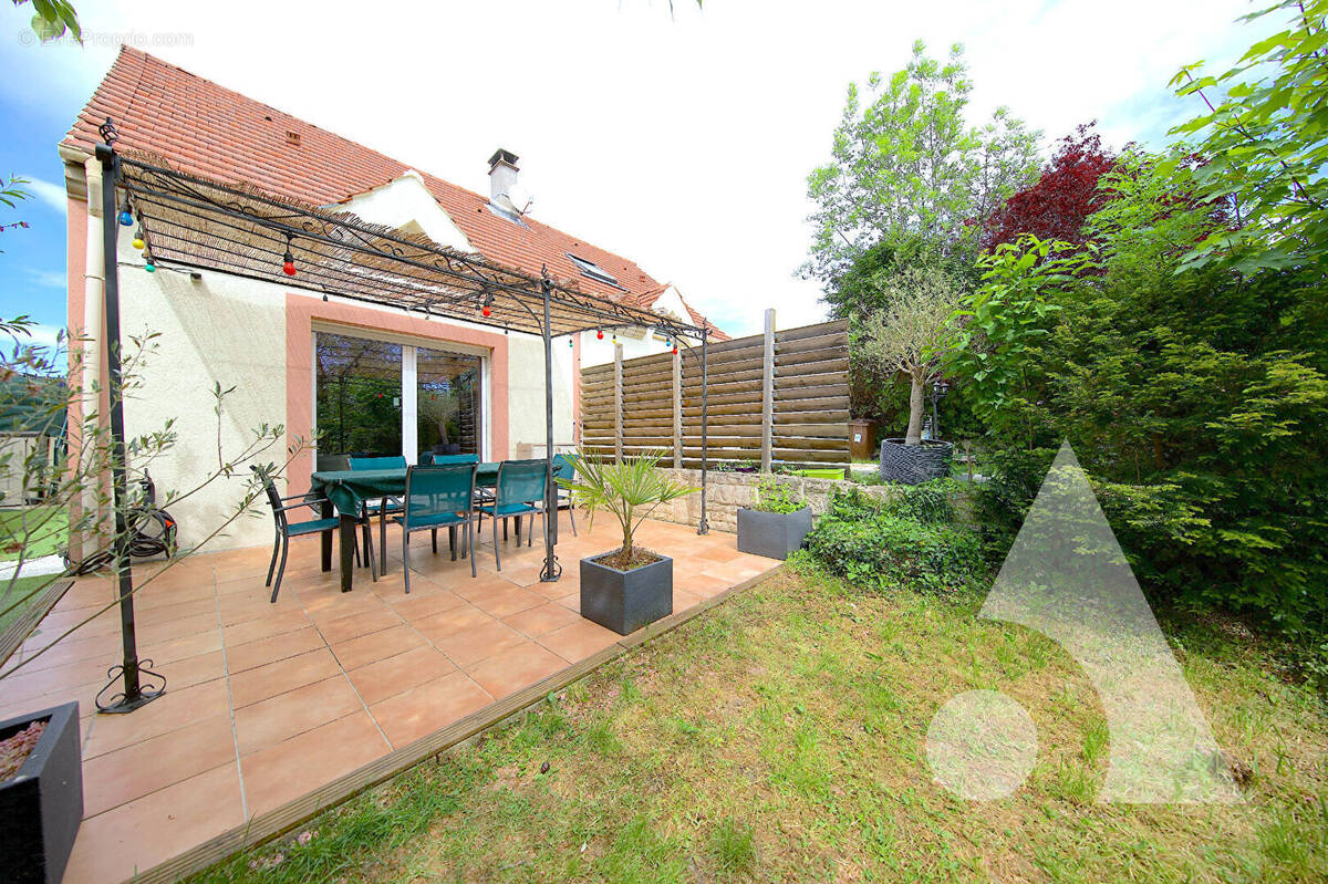 Appartement à SAINT-GERMAIN-LES-CORBEIL