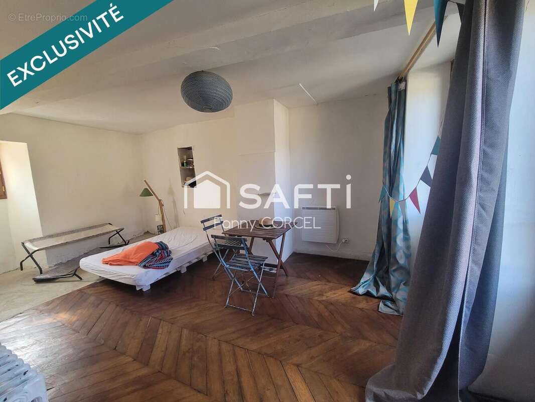 Maison 83 m² à Stigny  - photo 4