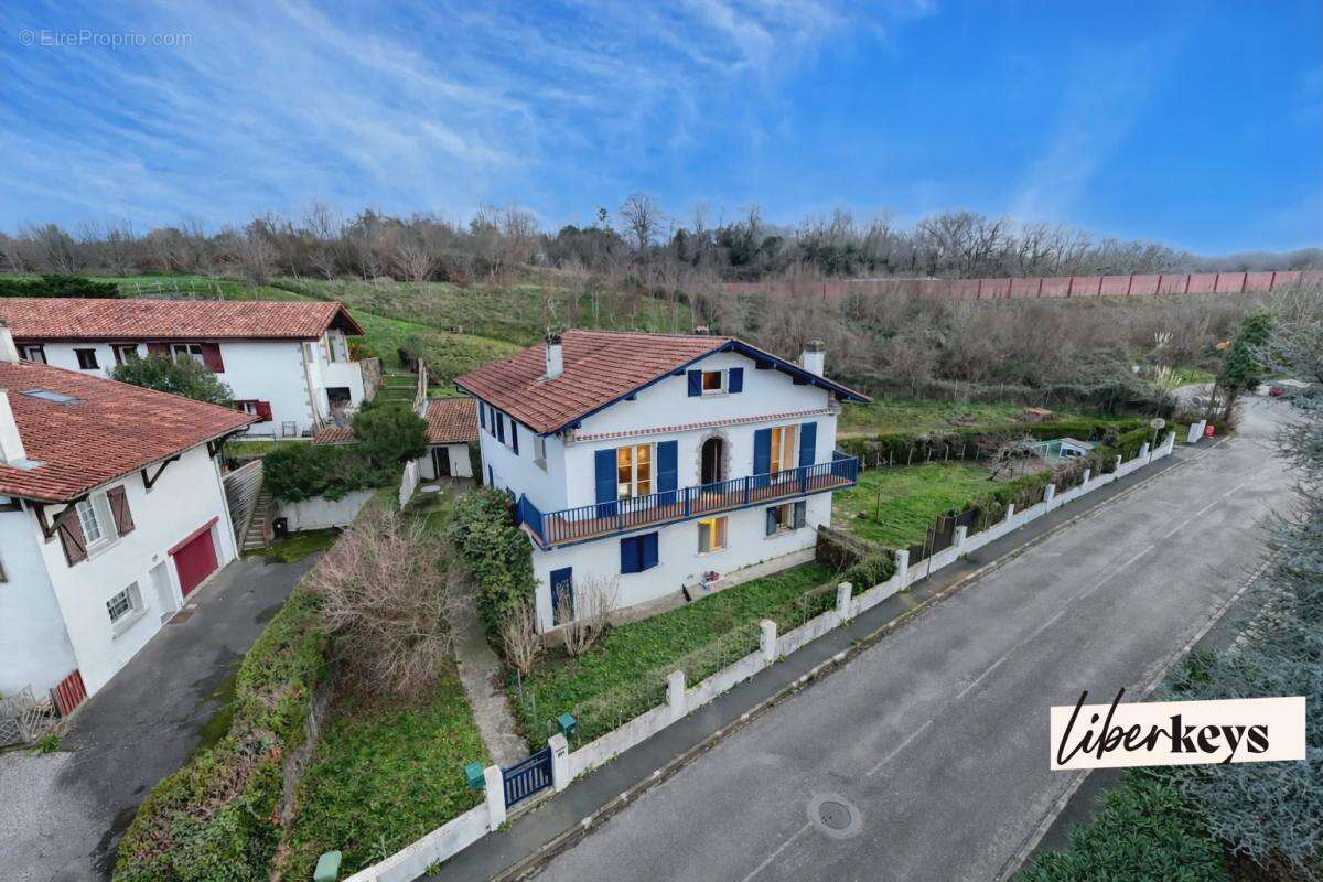 Appartement à CIBOURE