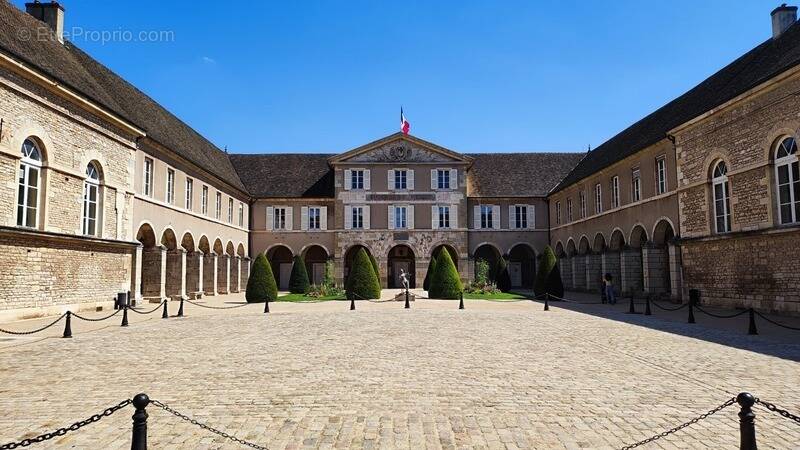 Appartement à BEAUNE