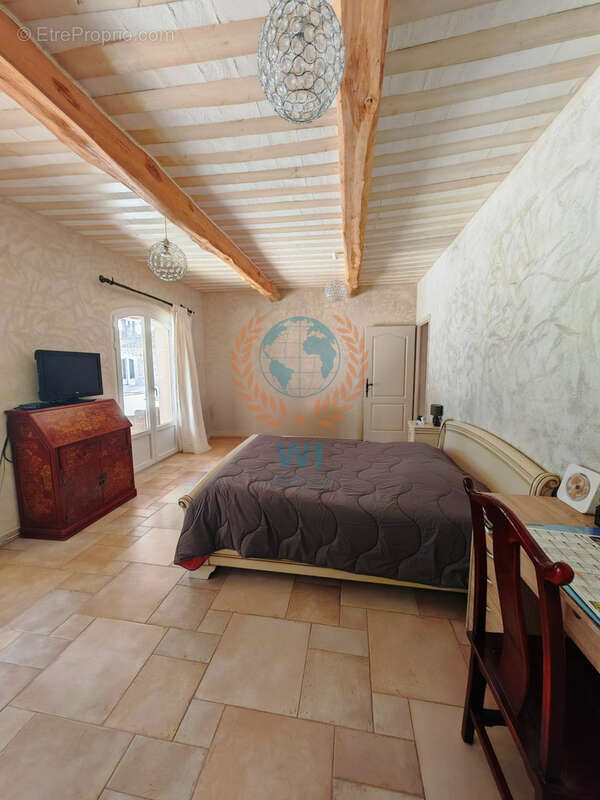 Propriété de charme avec piscine et dépendance - photo 17