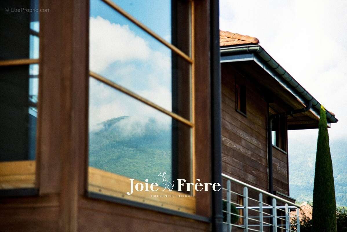 Maison à SAINT-JORIOZ