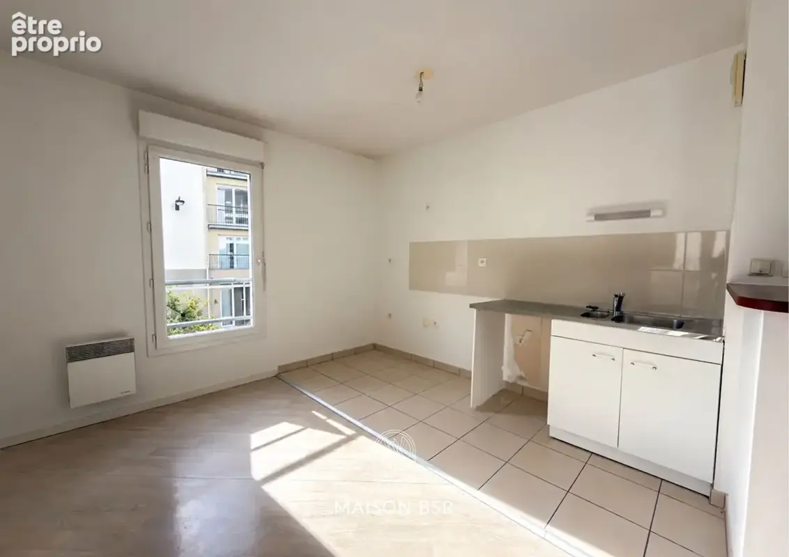 T2 de 47,88 m² - Bourg Saint-Herblain - Balcon & Parking - photo 3