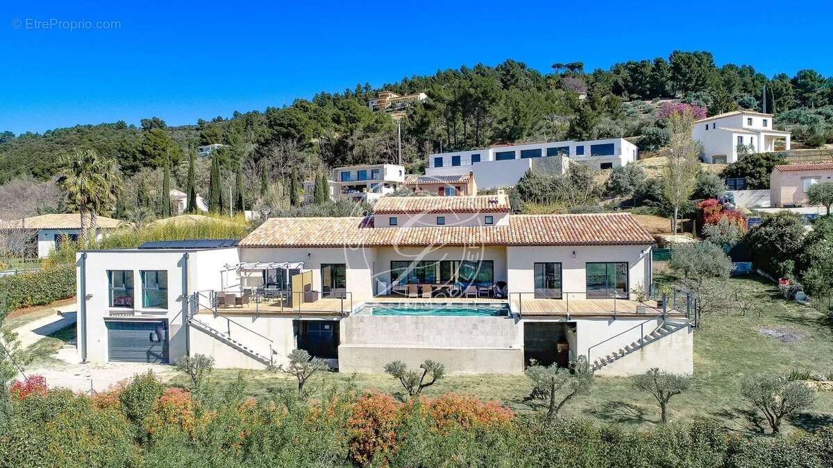 Maison à DRAGUIGNAN