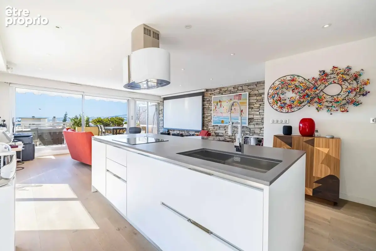 Nice Mont Boron – Appartement dernier étage d’angle 61 m² – Vue mer – Terrasses – Piscine - photo 11