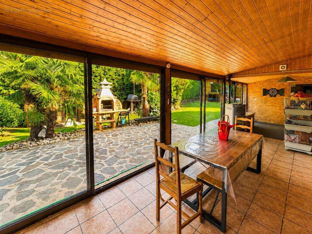 Maison 6 pièces  120 m²  Villers-Cotterêts - photo 11