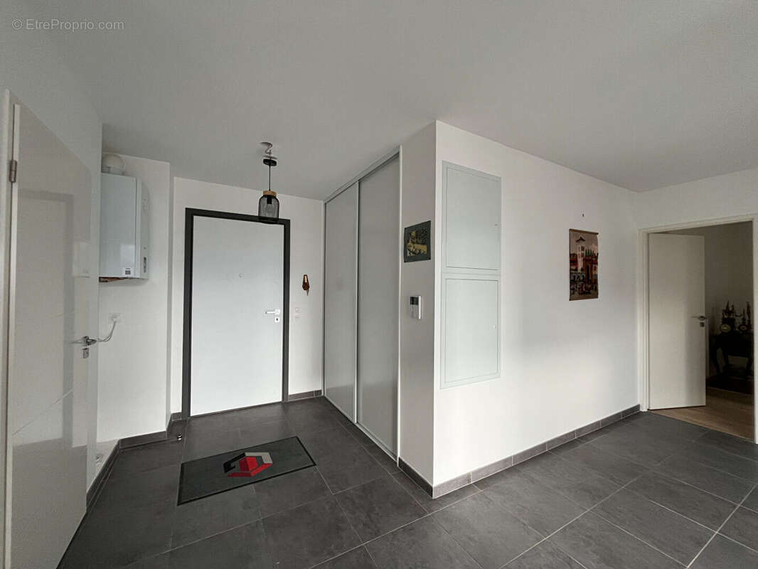 Appartement à MOIRANS