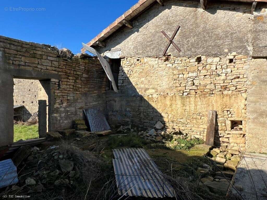 Maison à VILLEFAGNAN