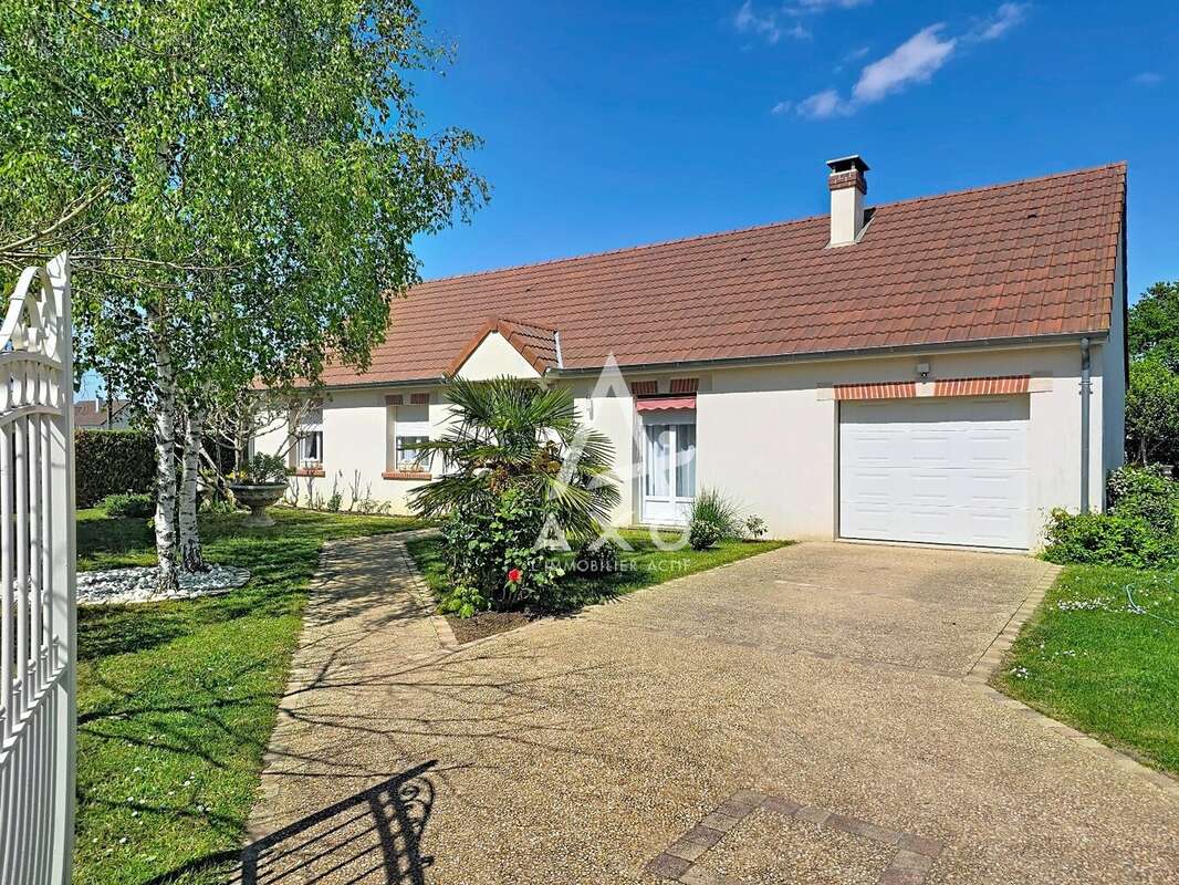 Maison à CORQUILLEROY