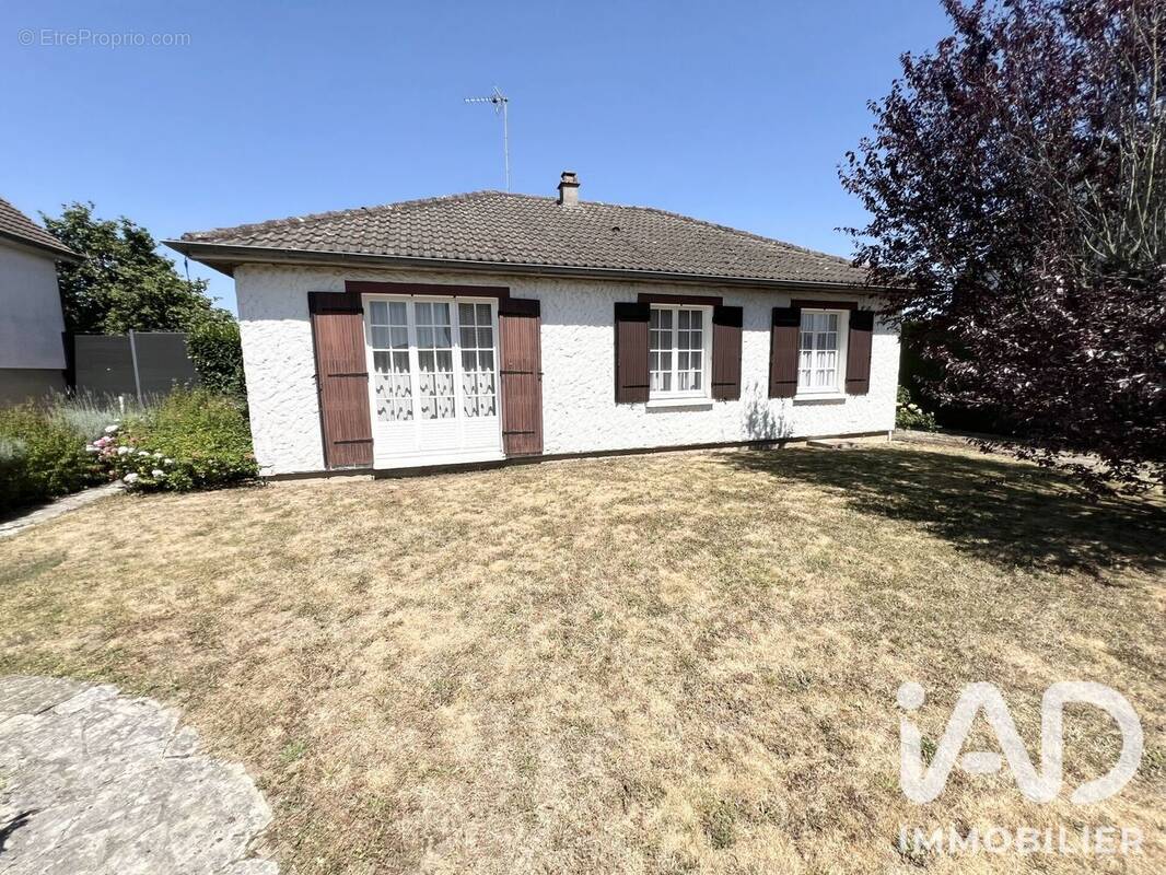 Maison 74 m² à Mainvilliers  - photo 1