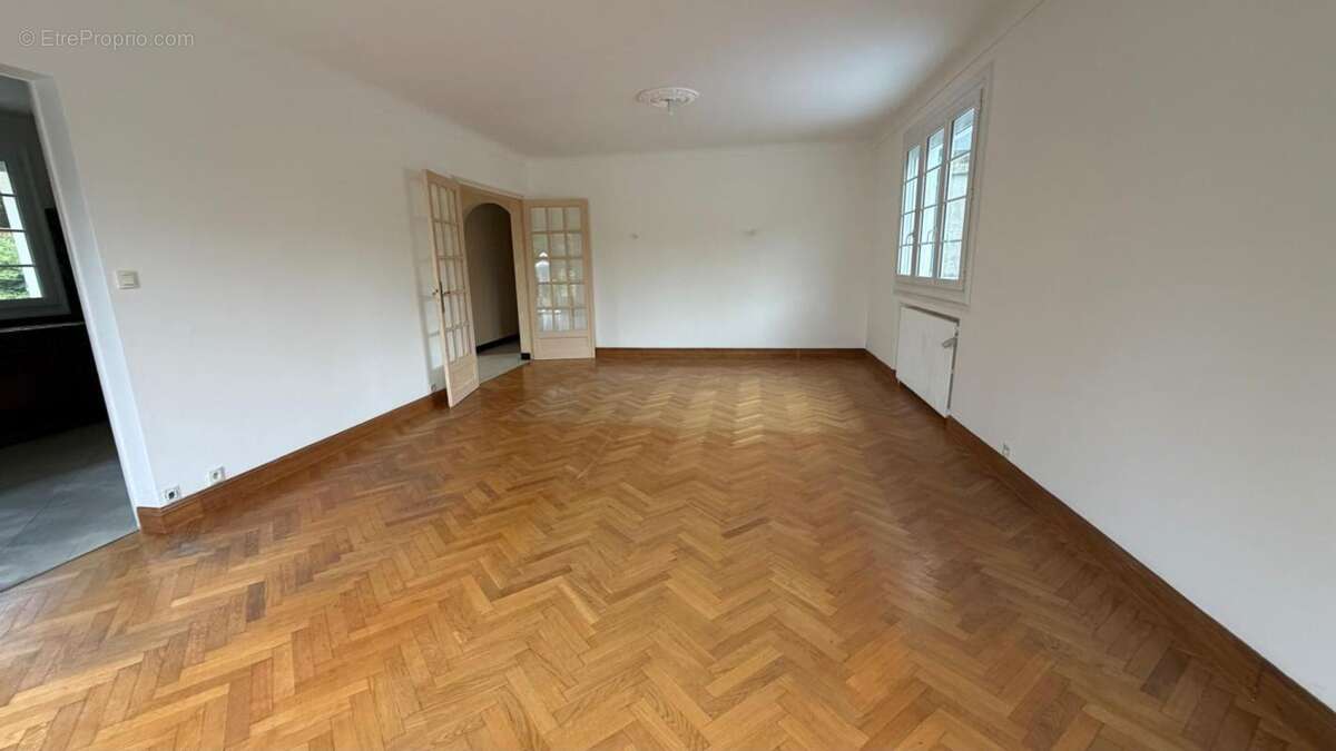 Maison traditionnelle Bretonne hyper centre de PLOUGUENAST - photo 11