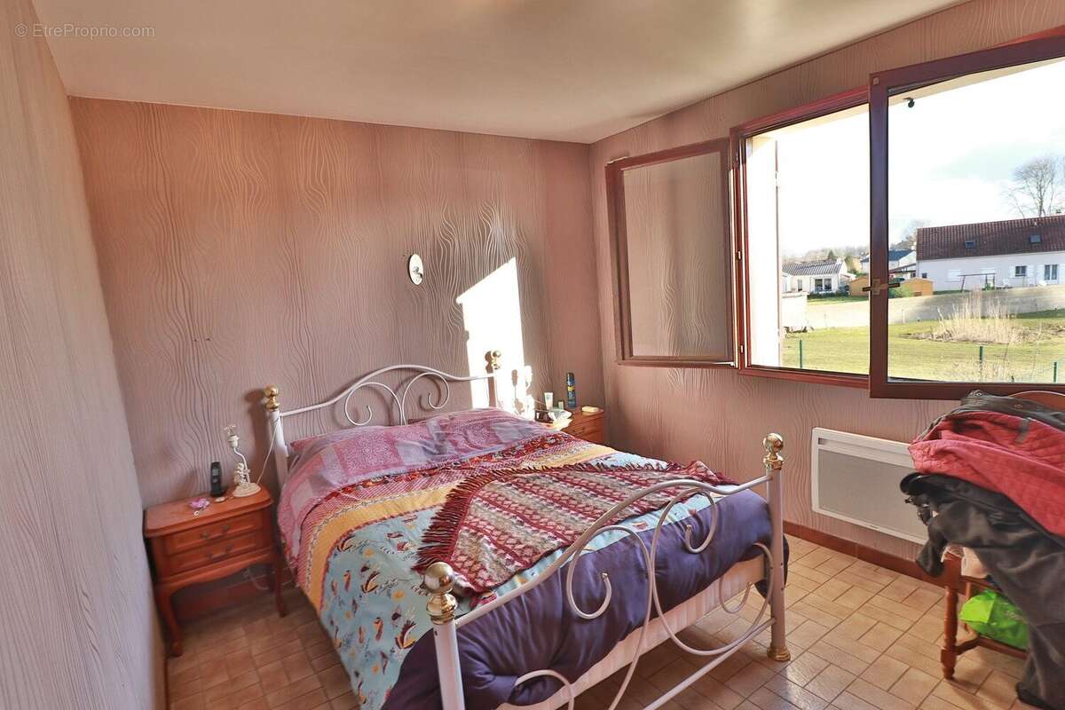 Maison à POUILLY-SUR-SAONE