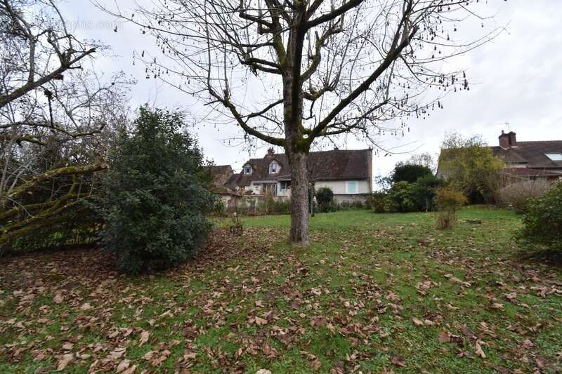 Maison à GARGILESSE-DAMPIERRE