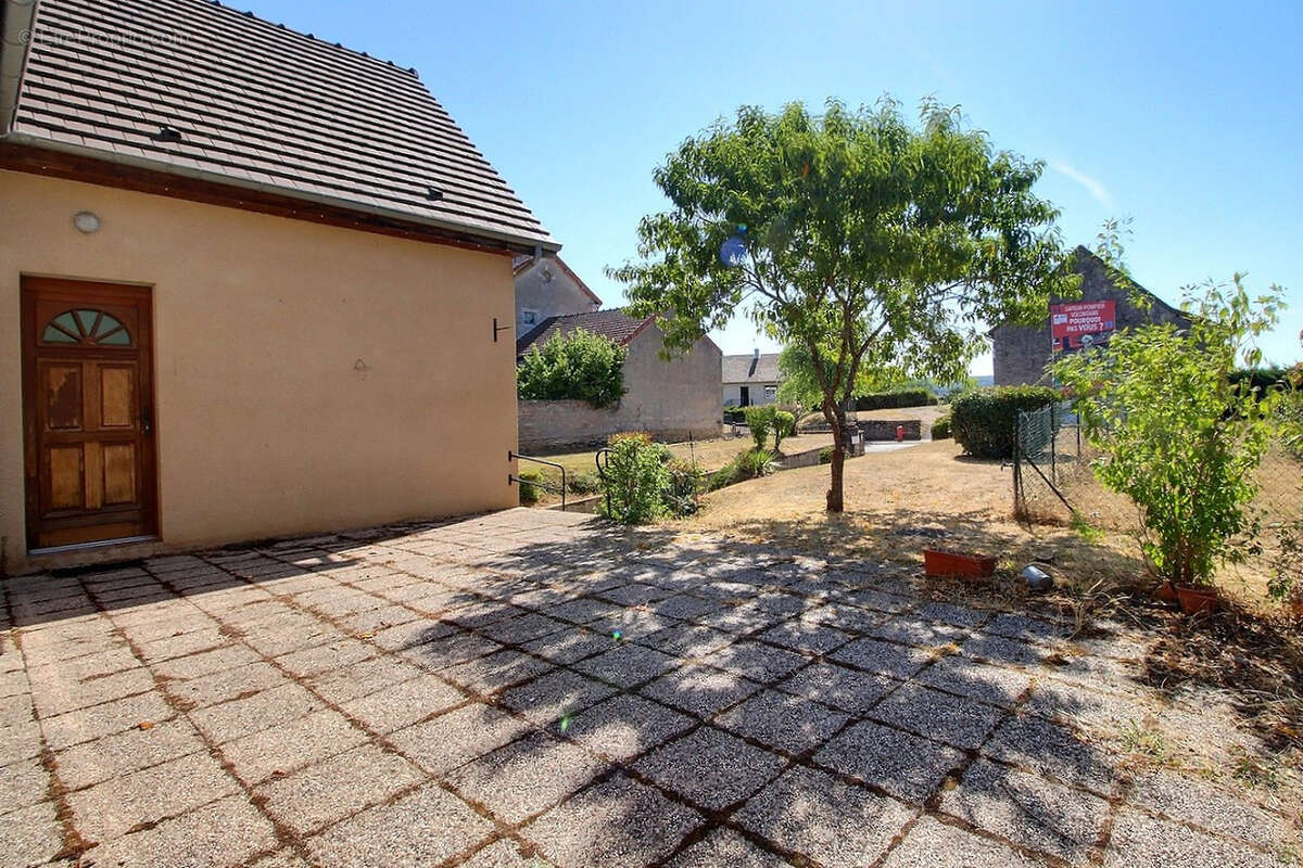 JONCY, maison 97 m2 avec terrain - photo 3