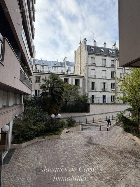 Appartement 100 m² à Paris-17e  - photo 2