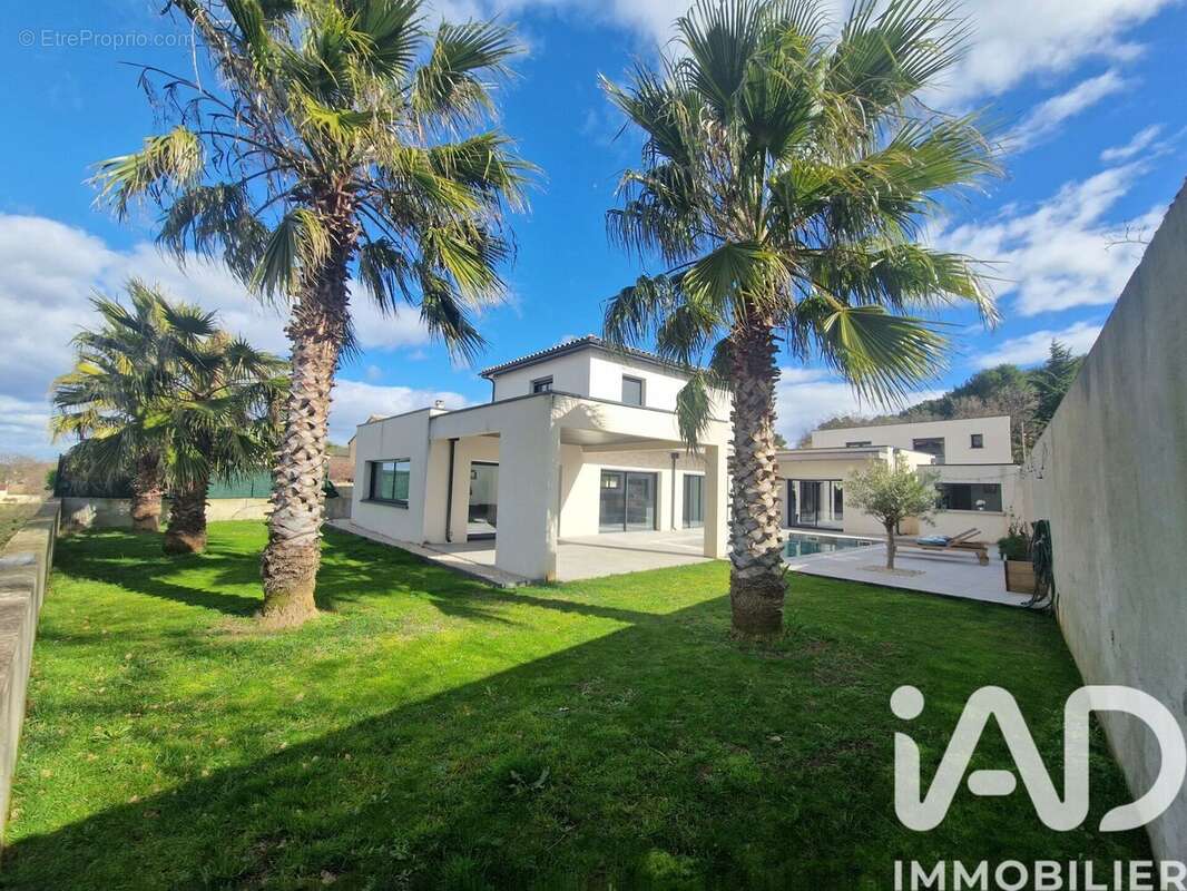 Photo 2 - Maison à SAINT-GENIES-DE-COMOLAS