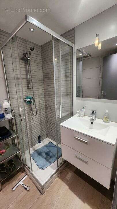 LA CIOTAT - APPARTEMENT T3 - traversant - proche commes et - Appartement à LA CIOTAT