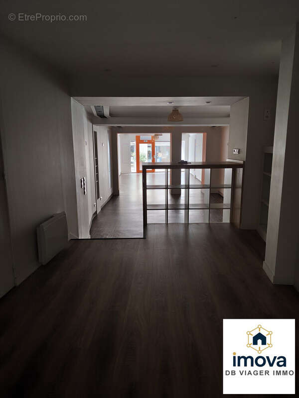 Appartement 180 m² à Cusset  - photo 6