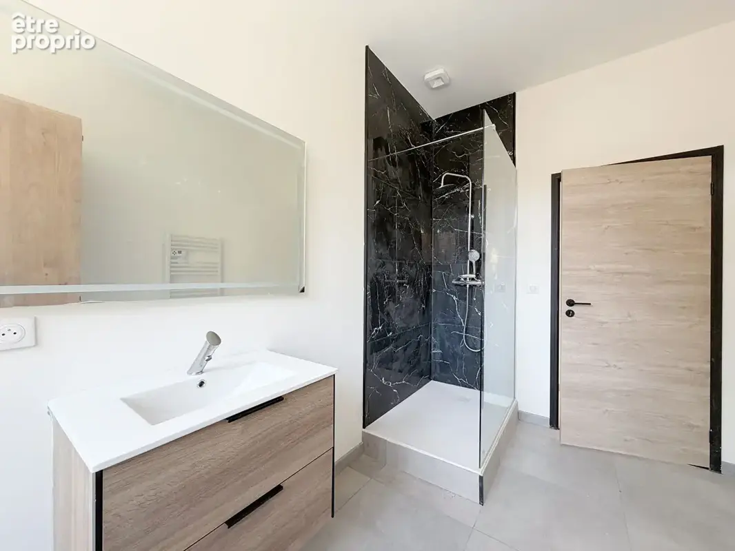 Appartement t3 avec vaste terrasse copropriété rénovée ! - photo 10