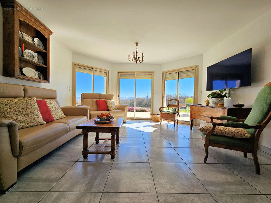 Maison à BELLERIVE-SUR-ALLIER