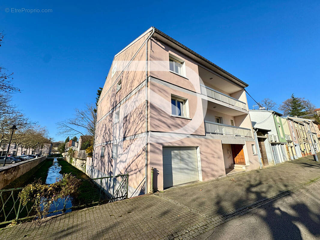 Maison à BOURBONNE-LES-BAINS