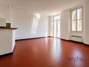 Appartement à FLASSANS-SUR-ISSOLE
