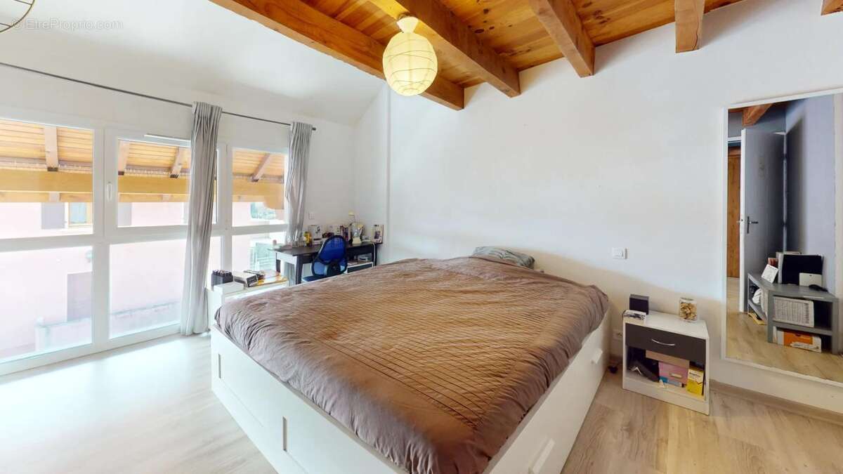 Appartement à vendre 5 pièces CHEVRIER (74) - photo 5