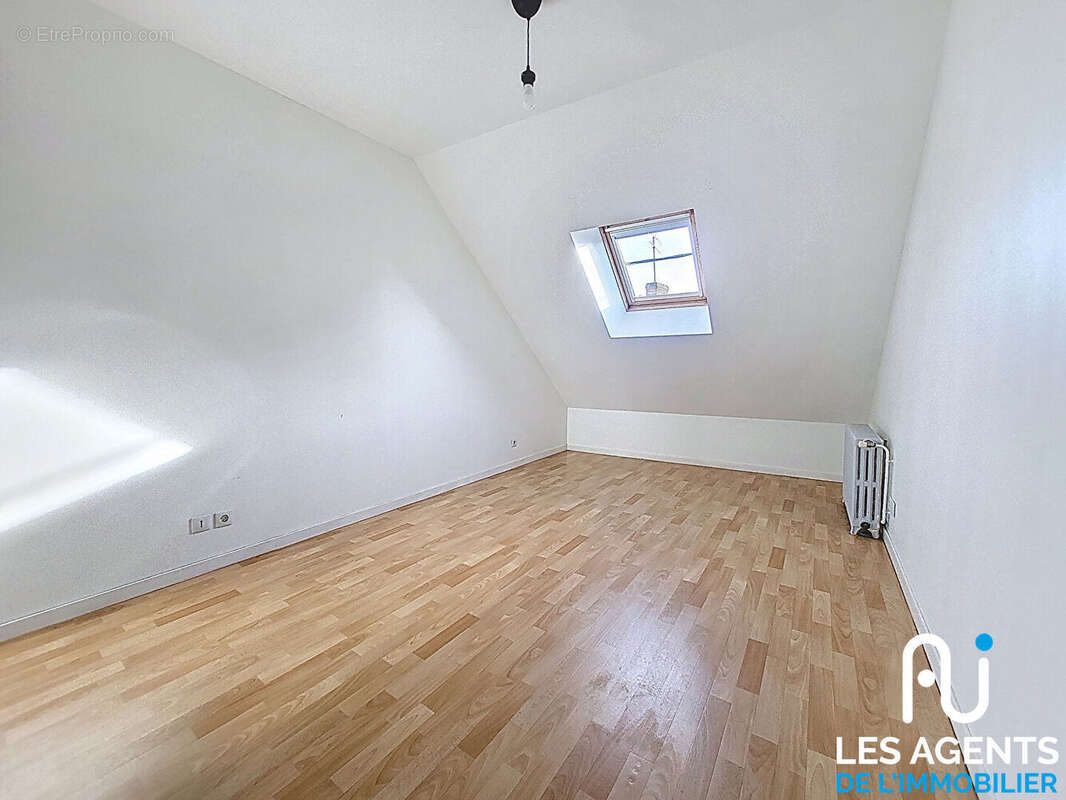 Appartement à SAINT-AY