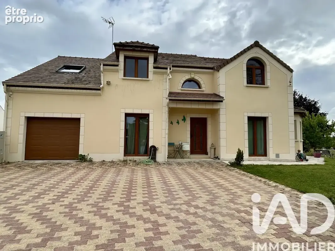 Photo 1 - Maison à EVRY-GREGY-SUR-YERRE