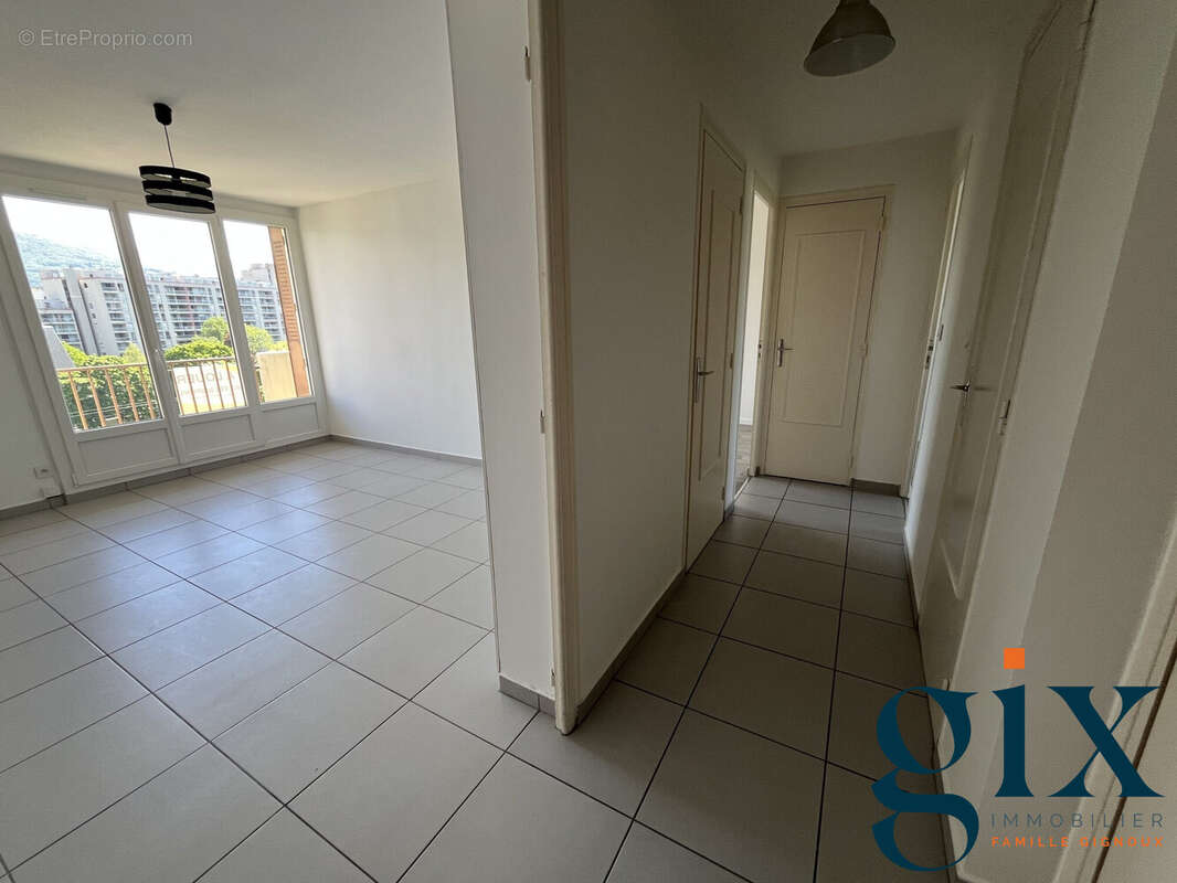Appartement 68 m² à Grenoble  - photo 4