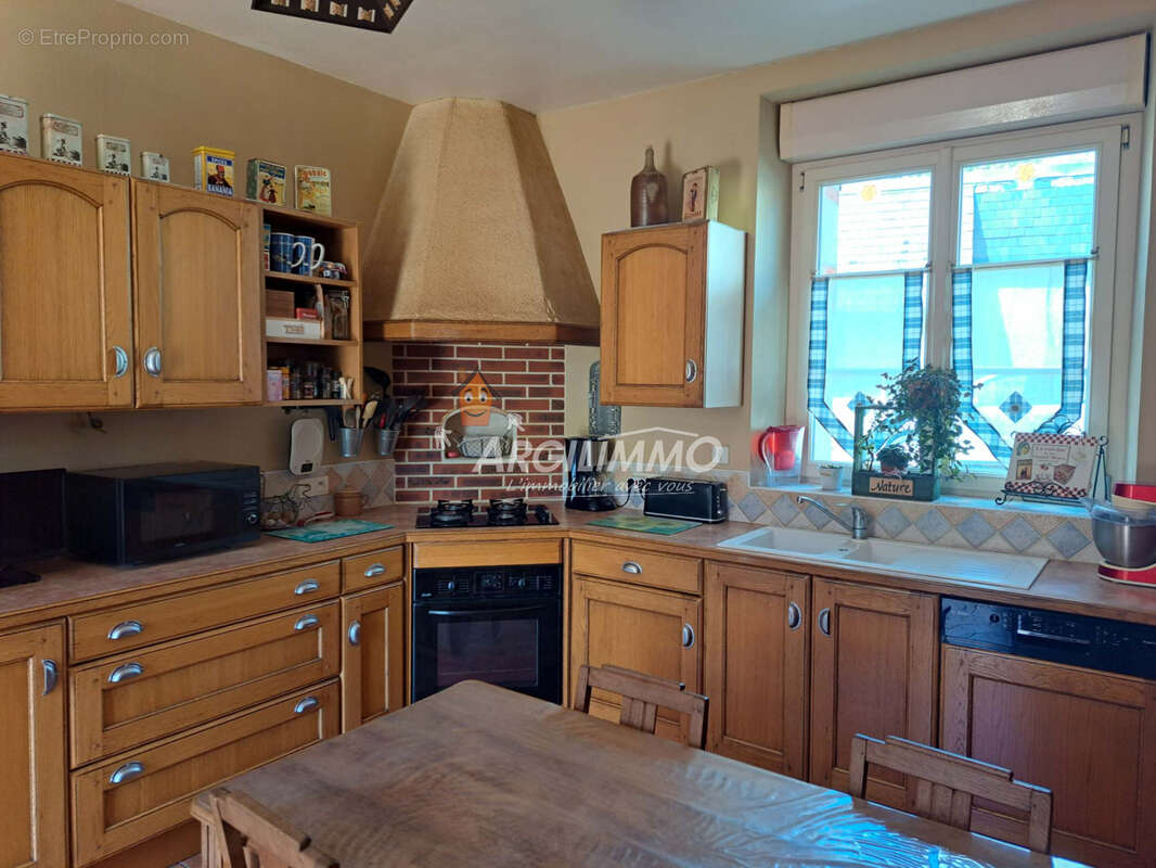 Maison à SAINT-CALAIS